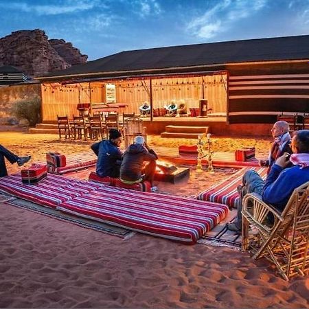 Bedouin Campsite & Tours Hotell Wadi Rum Exteriör bild